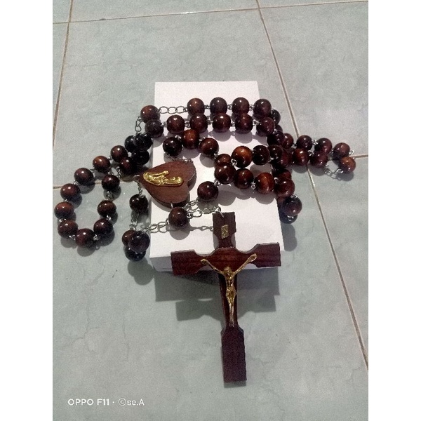 Rosario Dinding Besar