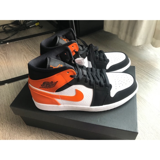 Nike Air Jordan 1 Mid Shattered Backboard