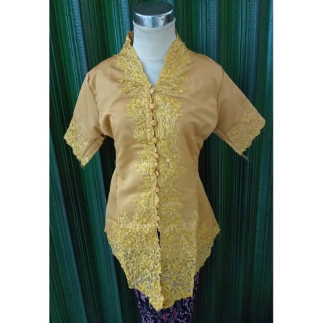 Kebaya encim lengan pendek