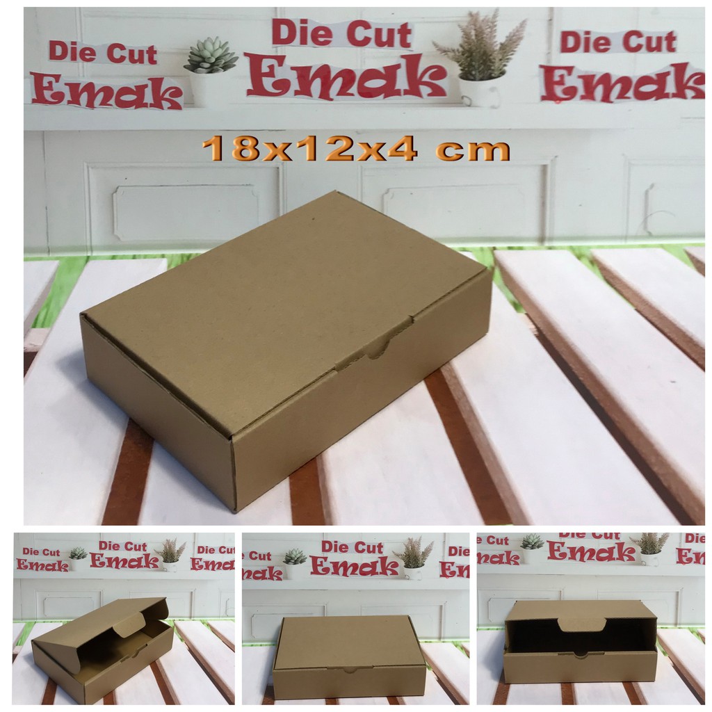 

kardus uk.18x12x4 cm kotak box karton Die Cut