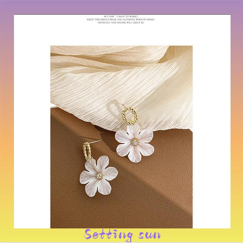 S925 Silver Needle Flower Shape Gaya Segar Anting Pejantan Cocok untuk Wanita TN