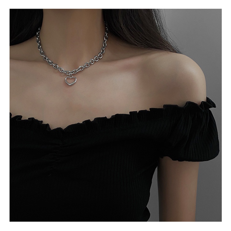 Hip Hop Hollow Love Necklace Female Clavicle Sweater Chain