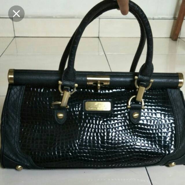 Preloved river island bag.. Original leather black