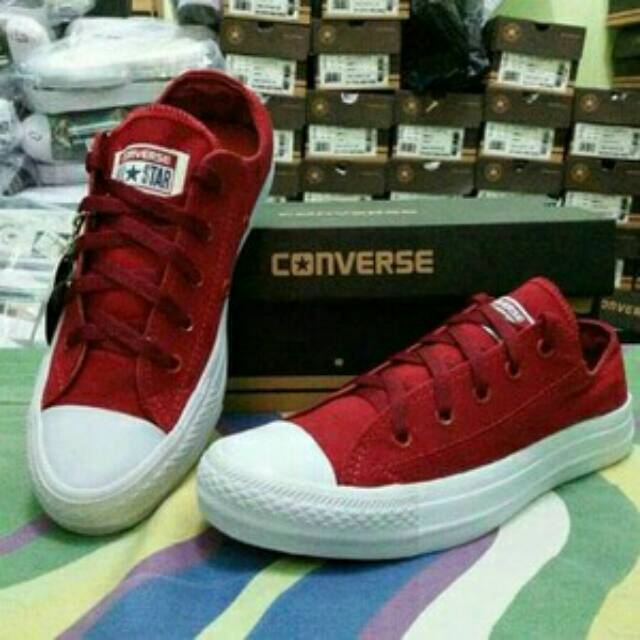 Sepatu Converse CT (Chuck Taylor) / Sepatu Converse Pria / Sepatu Santai Pria / Sneakers Pria / Sepatu Anak Sekolah