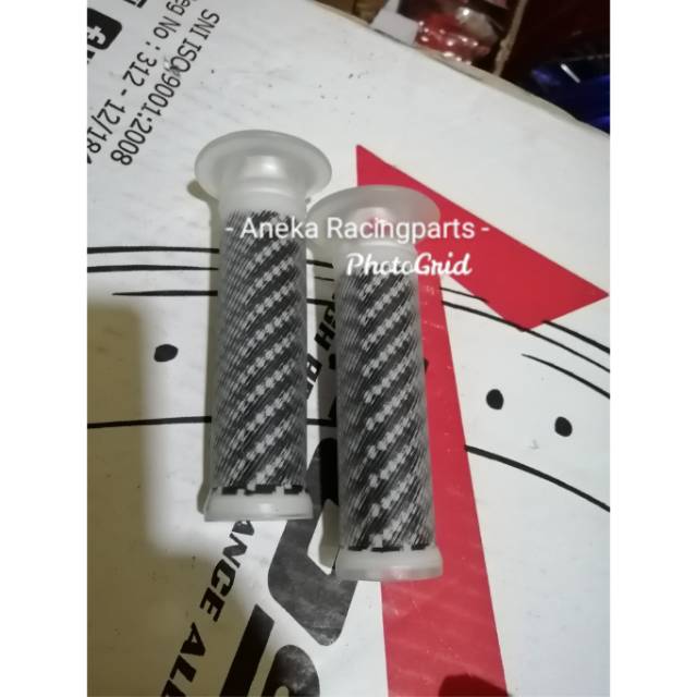 Handgrip kitaco karbon ulir bulu / busa stang kitaco bulu karbon / karet gas kicato karbon bulu