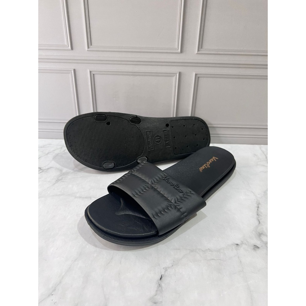 A768-1 Sandal Selop Jelly Wanita Import / Sandal Jelly Shoes Wanita Import Merek Verotino Ukuran 37-41