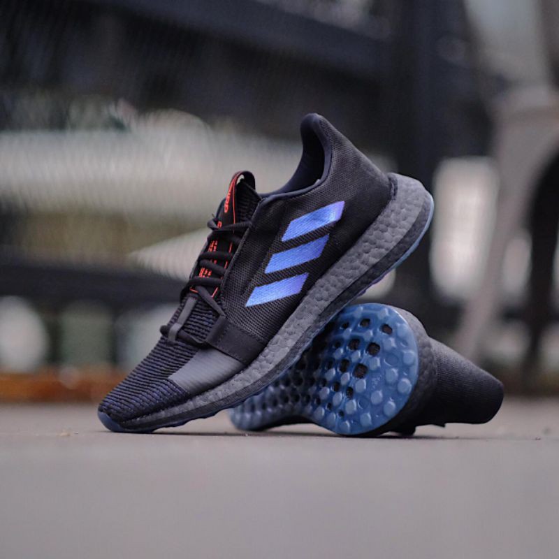 ADIDAS SENSEBOOST GO CORE BLACK/BOOST BLUE VIOLET MET/LEGEND INK ~99% ORIGINAL