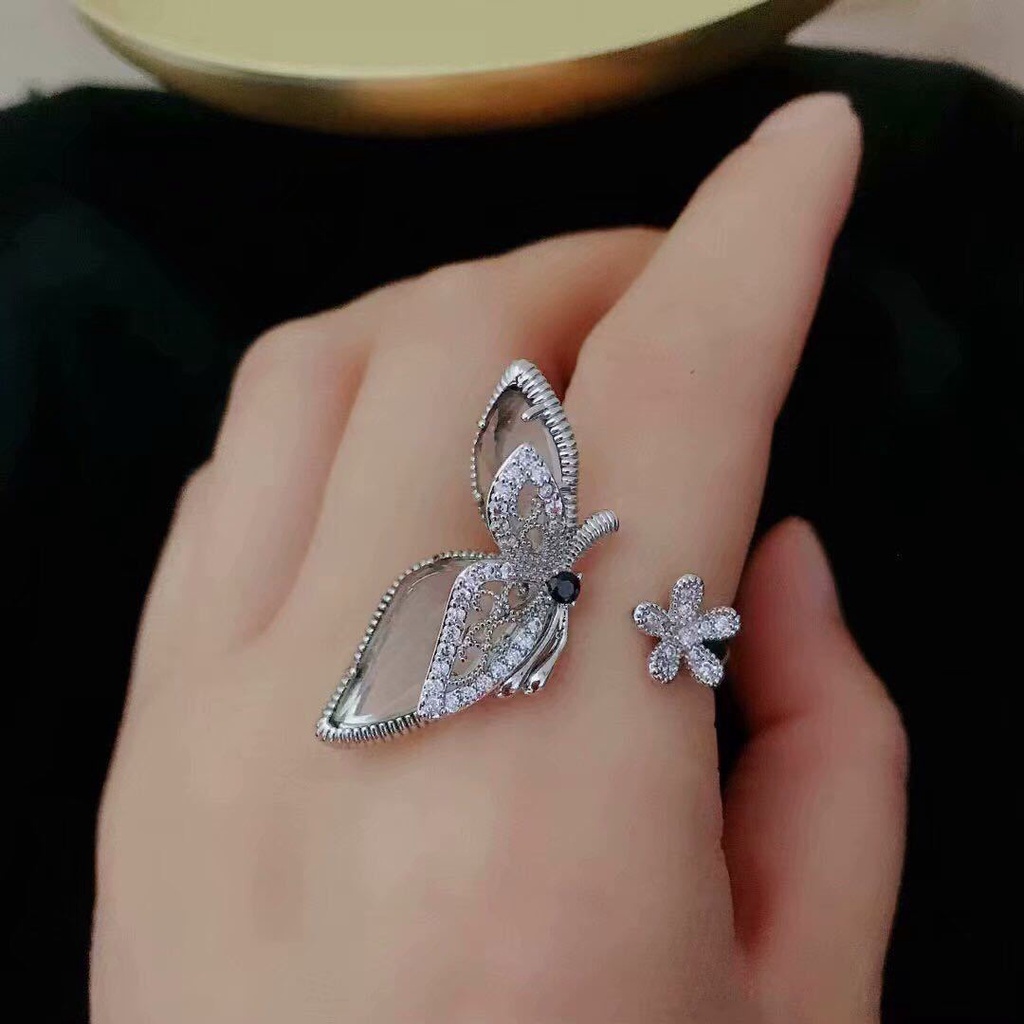 Cincin Model Terbuka Desain Kupu-Kupu Hias Kristal Zircon Untuk Wanita