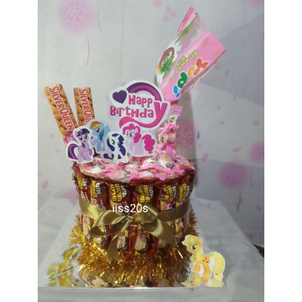 

Snack/Snack tart/snack isi uang/kado/hadiah/kue/kue ultah/kue isi uang/jajanan/snack kekinian