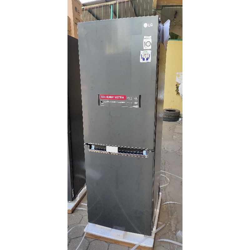kulkas LG 335/306 liter inverter door cooling lemari es bottom freezer smart diagnosis tempered glas