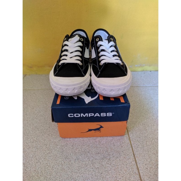 JUAL MURAH..[ORIGINAL] SEPATU COMPAS RETROGRADE