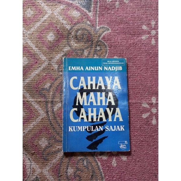 CAHAYA MAHA CAHAYA - EMHA AINUN NADJIB