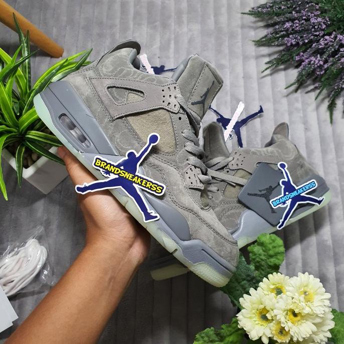 algifaruu - NIKE AIR JORDAN 4 X KAWS PREMIUM ORIGINAL - 38
