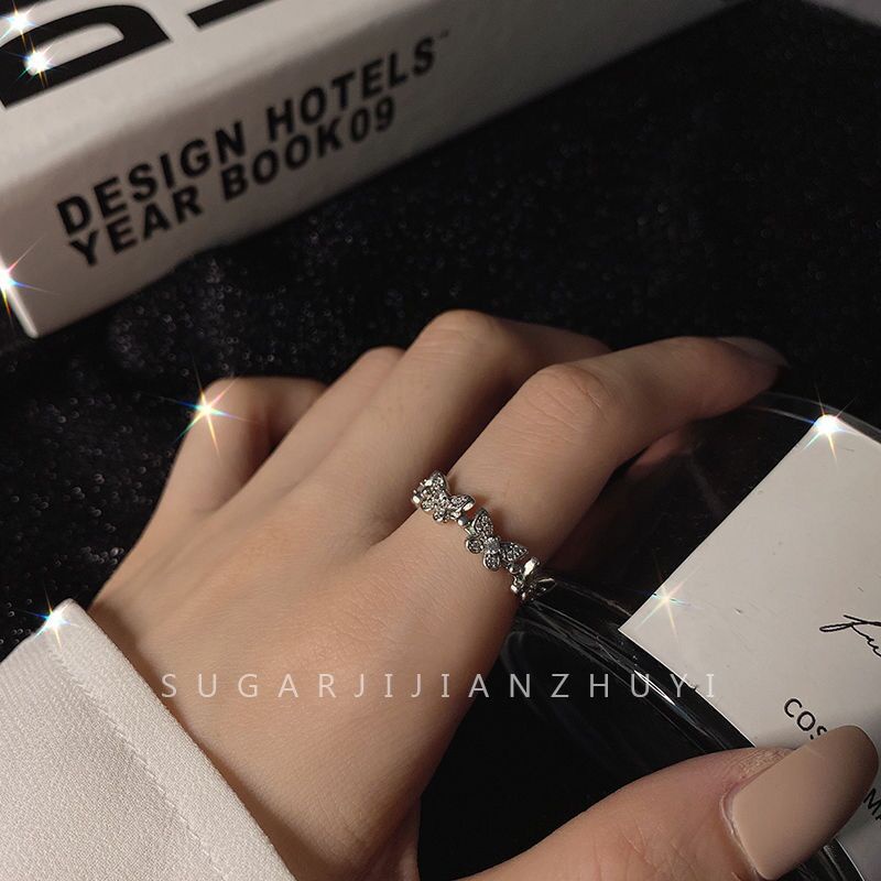 Cincin Kristal Model Butterfly Warna Silver Gaya Korea Untuk Wanita