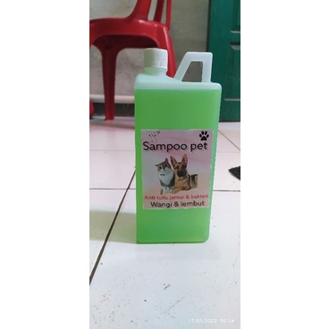 Shampoo kucing/anjing anti kutu,jamur dan bakteri 1000ml