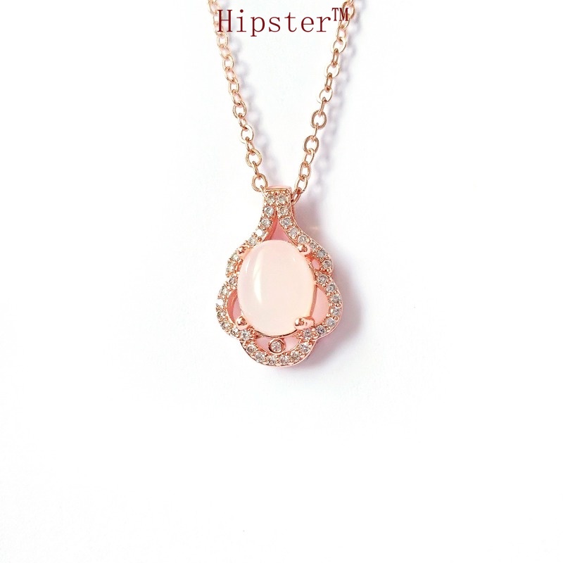 Elegance Retro Full Diamond Light Luxury Rose Gold Pink Crystal Hollow Pendant Necklace