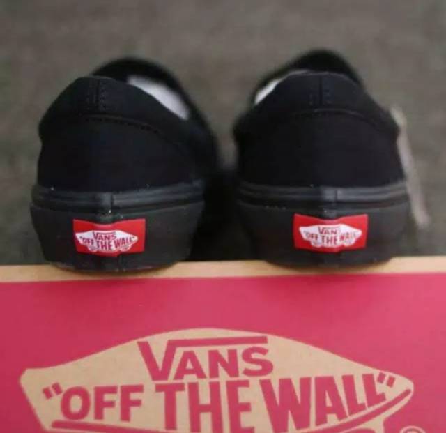 SEPATU VANS SLIPON FULL BLACK HITAM POLOS WHITE PUTIH OLDSKOOL