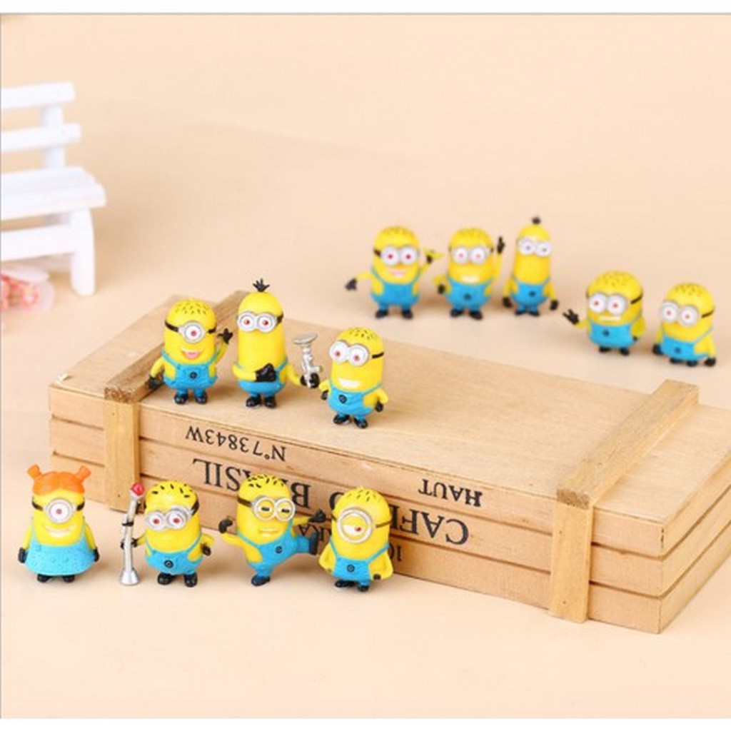 Set Minions Despicable Me 2 Action Figure Mainan Pajangan Hiasan Kue