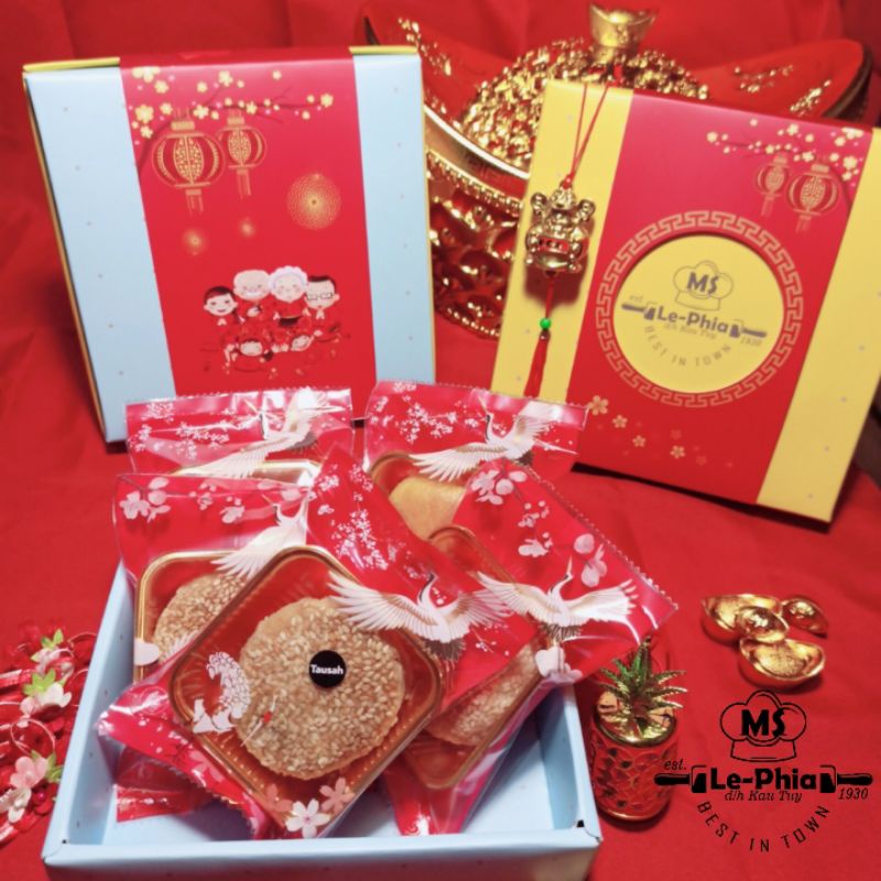 

Hampers imlek isi 8 lephia kecil dus kuning