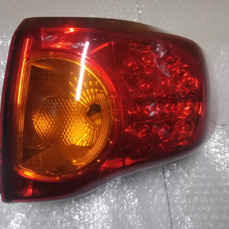 stoplamp Toyota Corolla altis 2008 2009 2010