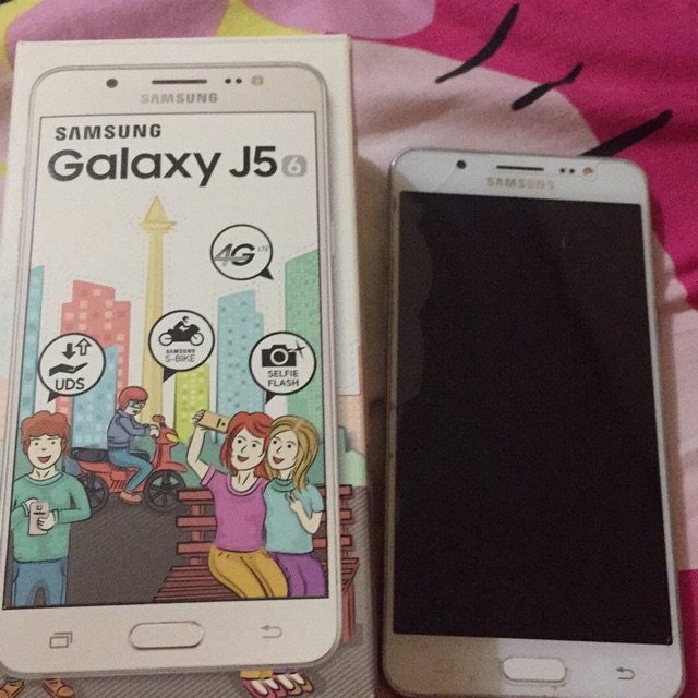 Samsung Galaxy J5 2016 BEKAS