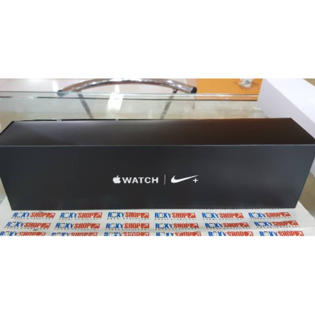 KARDUS DUS BOX APPLE IWATCH SERIES 4 NIKE+ ORIGINAL