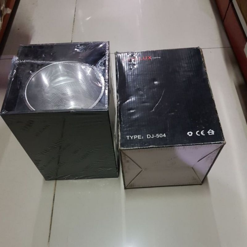 Downlight Outbow / tempel Kotak 5in Zetalux DJ504 (hitam / putih)