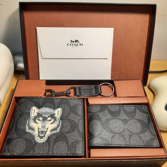 Pria-Dompet- Coach Wolf Wallet -Dompet-Pria.