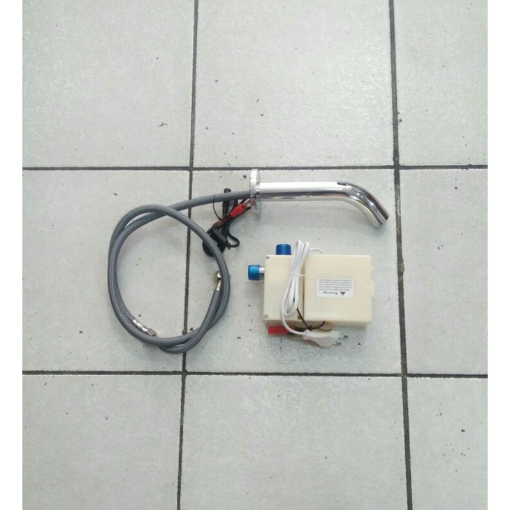 Kran Tembok Sensor Otomatis