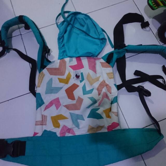 Preloved Nana baby carrier