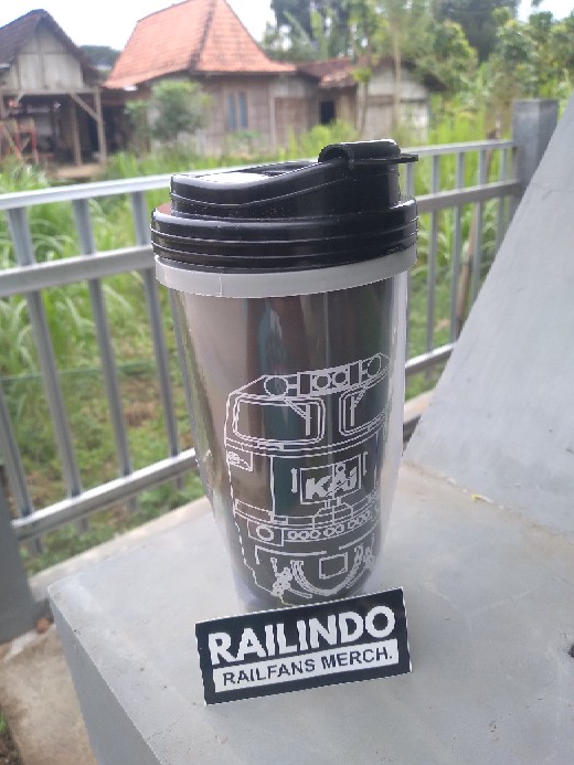 Tumbler Botol Minum Kereta Api