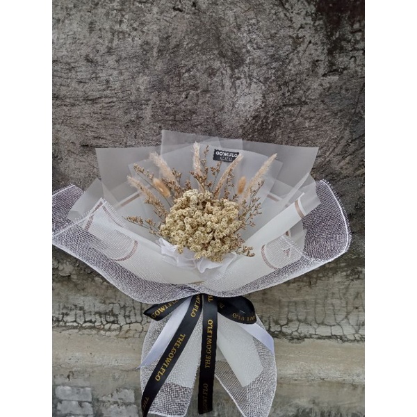 

Buket Engagement Edel weis