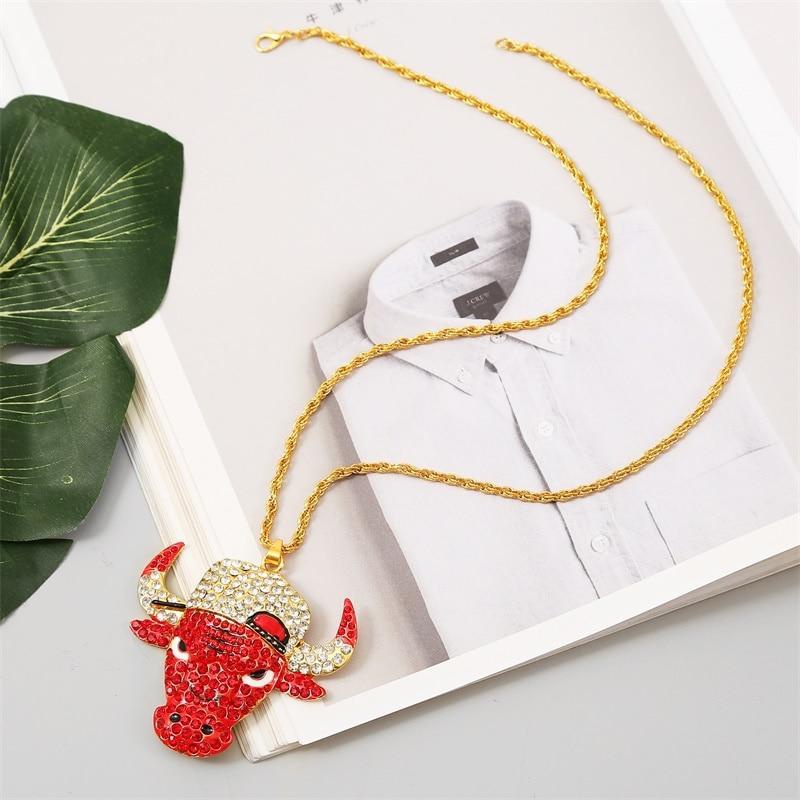 Kalung Rantai Panjang Liontin Banteng Merah Aksen Berlian Imitasi Gaya Hip Hop Untuk Pria / Wanita