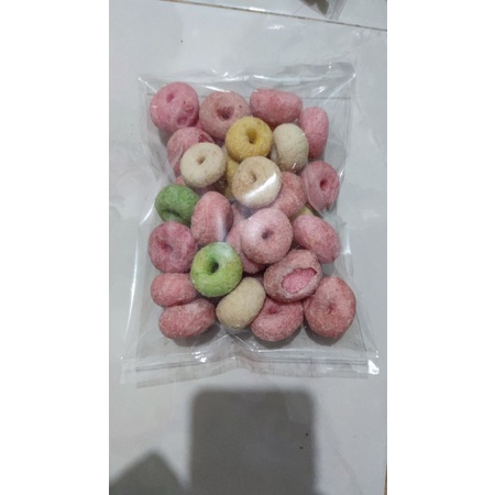 

makanan ringan donat manis