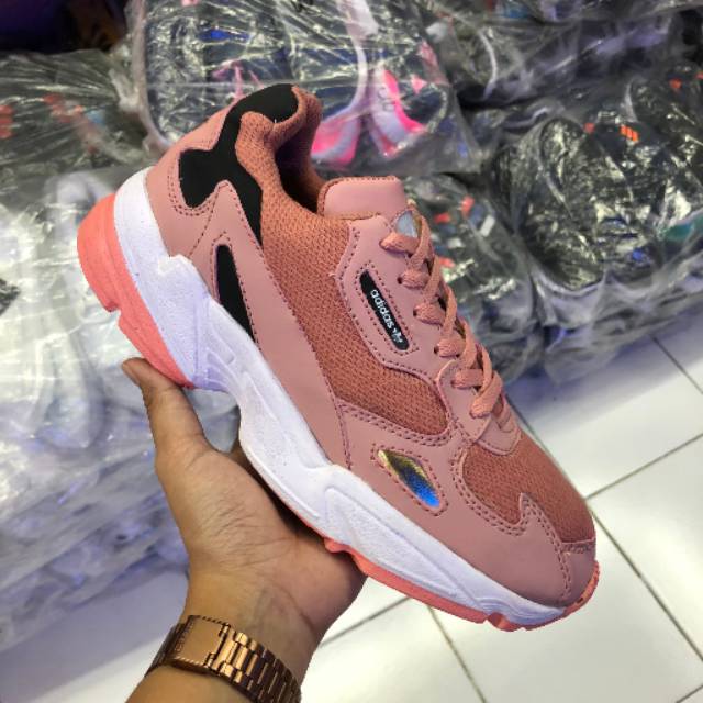 Adidas Falcon