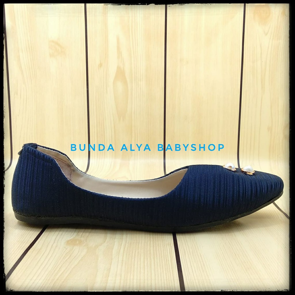 Sepatu Wanita Flat Shoes Mutiara Anti Slip Size 38 - 40 - Sepatu Cewek Simpel NAVY