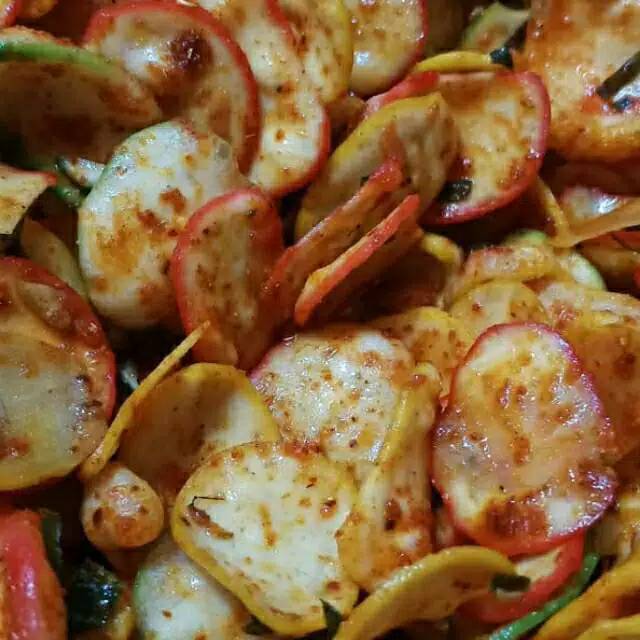 

Kerupuk seblak bantet