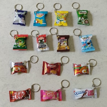 GANTUNGAN KUNCI MINIATUR SNACK IMUT MURAH / MAGNET TEMPELAN KULKAS MAGNET LUCU MINIATUR SNACK JAJANA