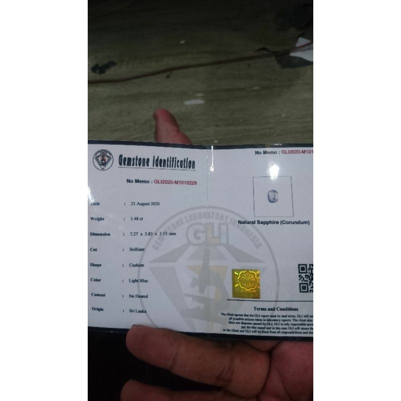 NATURAL BLUE SAPPHIRE