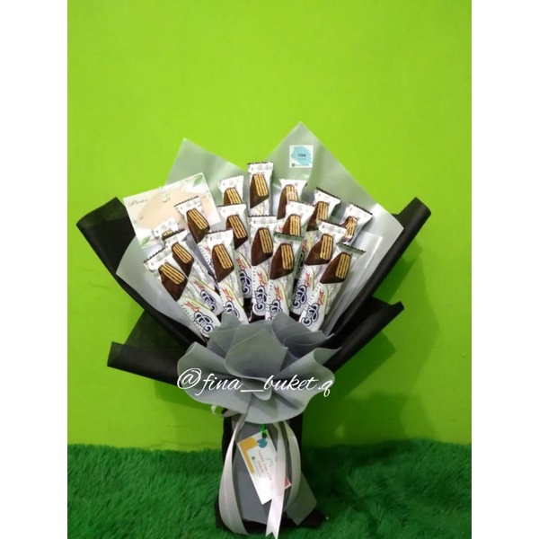 Jual buket/buket coklat/ buket snack free kartu ucapan | Shopee Indonesia