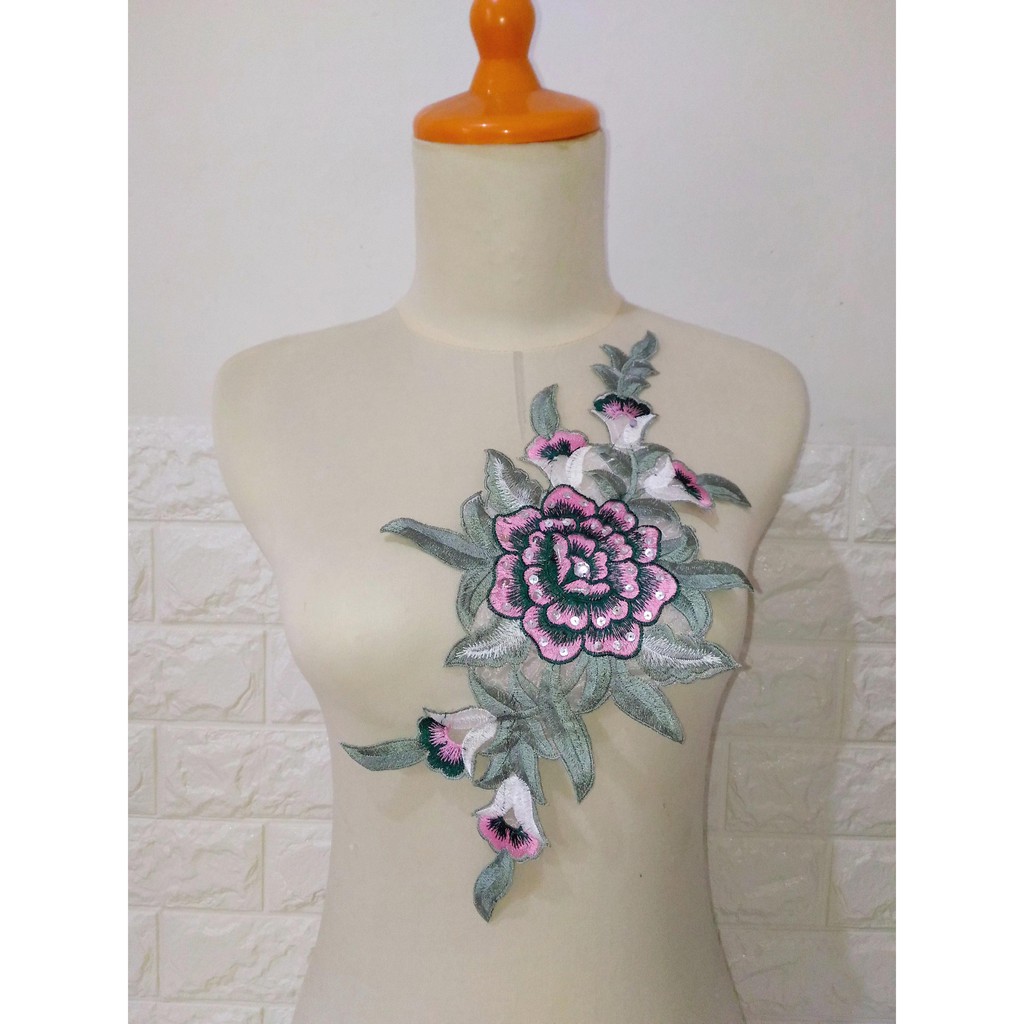 Renda bordir Dada payet manik