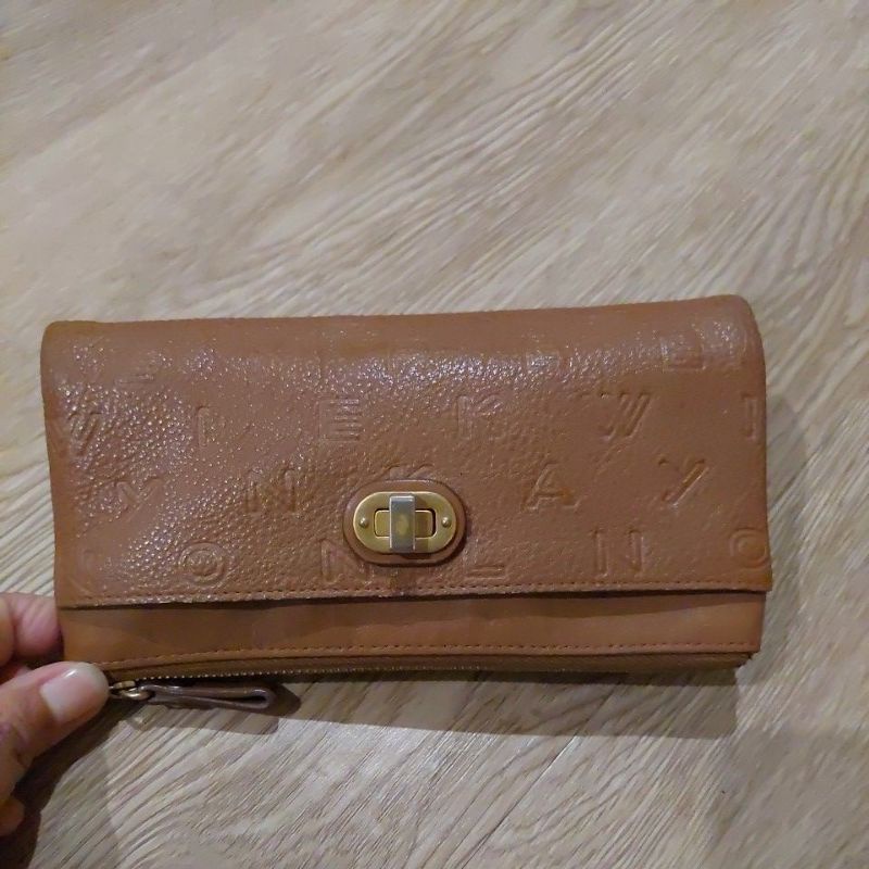 Dompet kulit Anne Klein