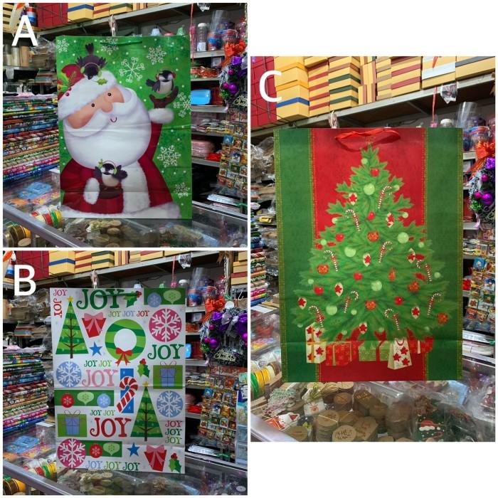 

Paper Bag Natal Jumbo, Goodie Bag, Kantong Kertas, Packing Kado 083