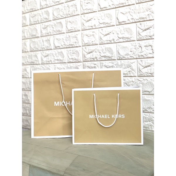 

Paperbag Michael Kors