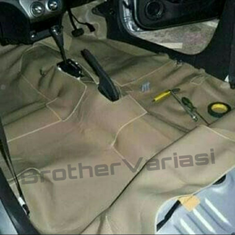 Karpet Dasar Tebal Mobil Yaris
