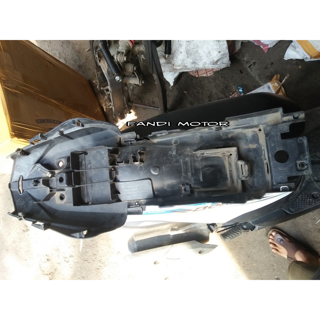 Spakbor kolong slebor fender tengah new cb 150r led cb150r cb150 r cb 150 r streetfire