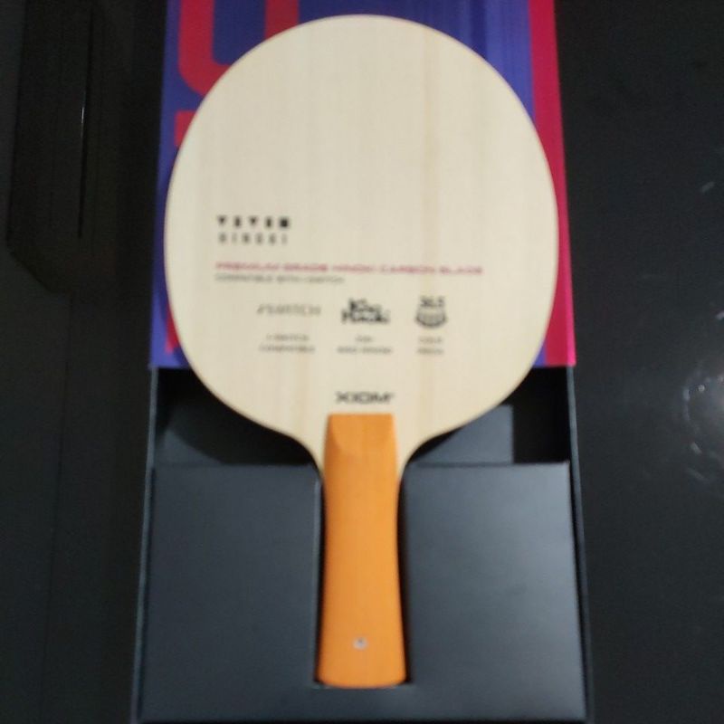 Xiom VIVID Hinoki Carbon ( Blade )