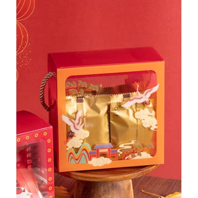 

PVC Imlek Hampers / Kotak Kue Kering Bening/ Packaging Box Mika CNY 500gr