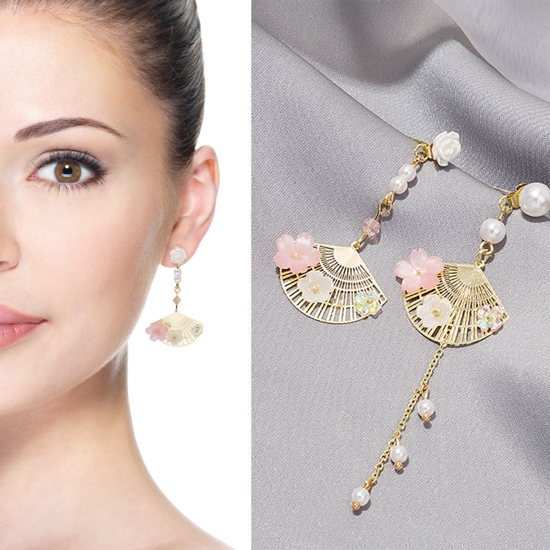 Anting Tusuk Asimetris Bahan Sterling Silver 925 Gaya Korea Untuk Wanita