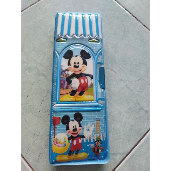 

KOTAK PENSIL BOLAK-BALIK